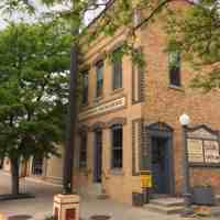 featured image of 822 Main St