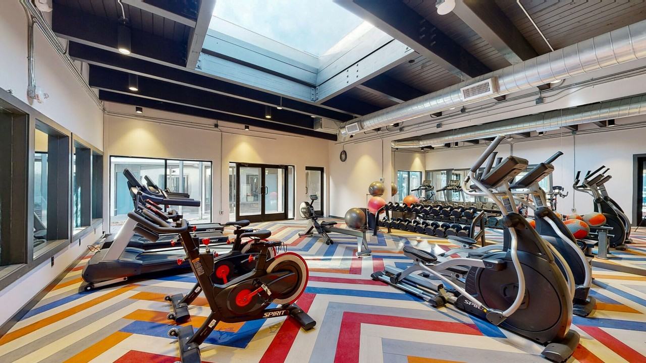 River Roost - Photo 4 of 42