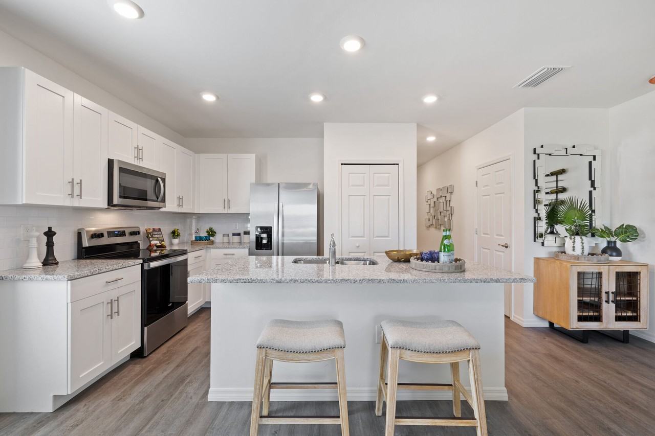 3538 Soluna Loop - Photo 3 of 19