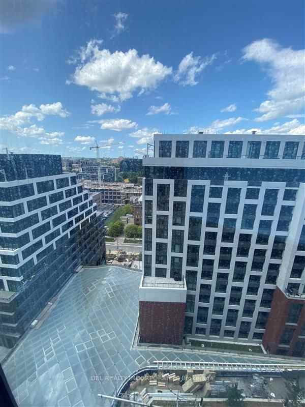 470 Front Street West #1305