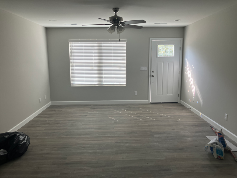 1313 Blocker Ln - Photo 5 of 18