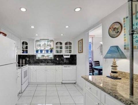 1301 Nw 183rd St #603B - Photo 3 of 12