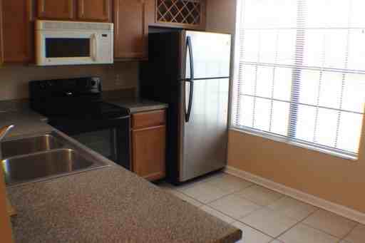 16655 Brigadoon Dr - Photo 3 of 12