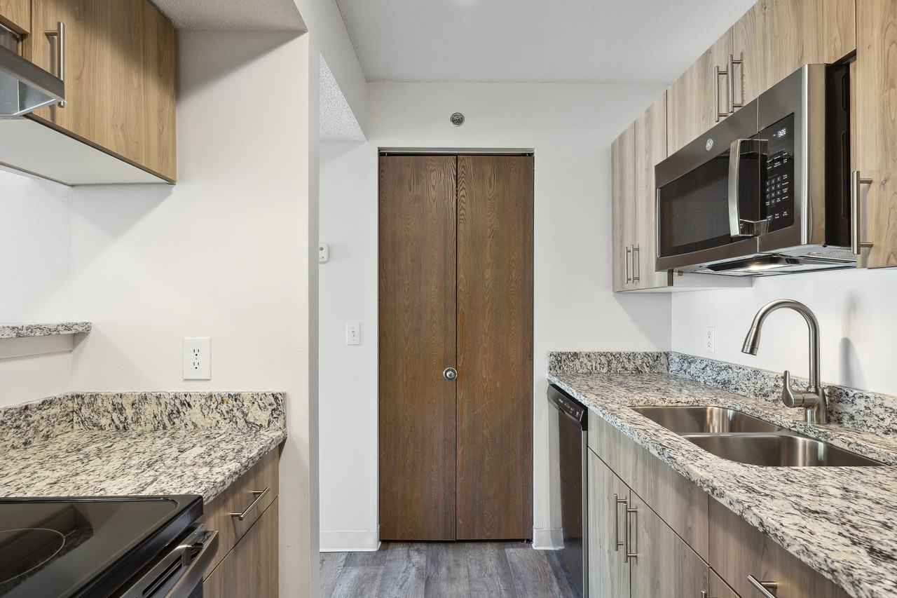 Eden Commons - Photo 3 of 30