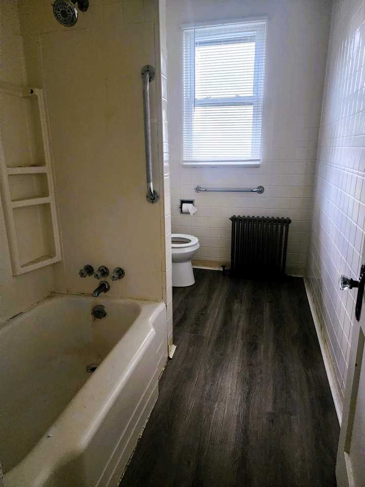 420 Grace St #1 - Photo 6 of 9