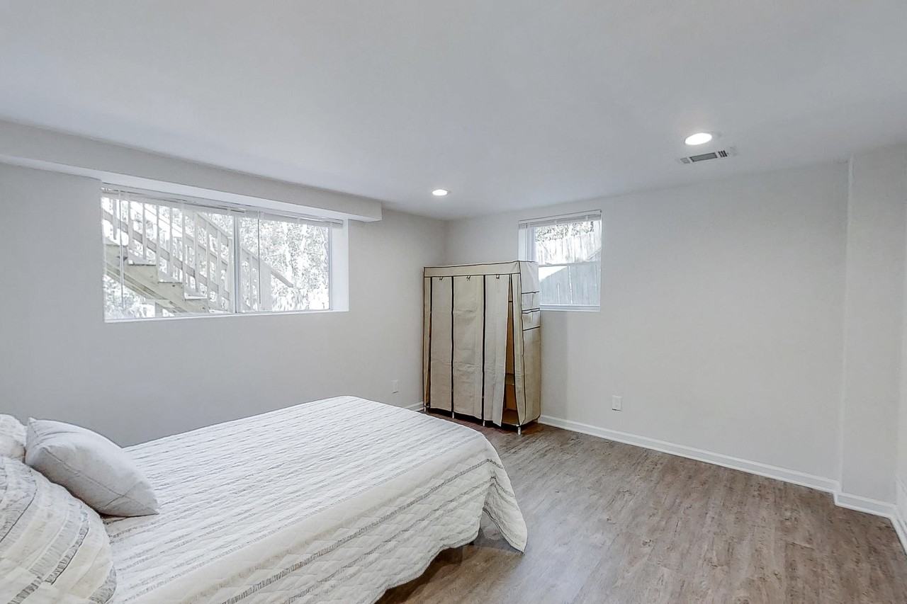 Conley Cir - Photo 7 of 8