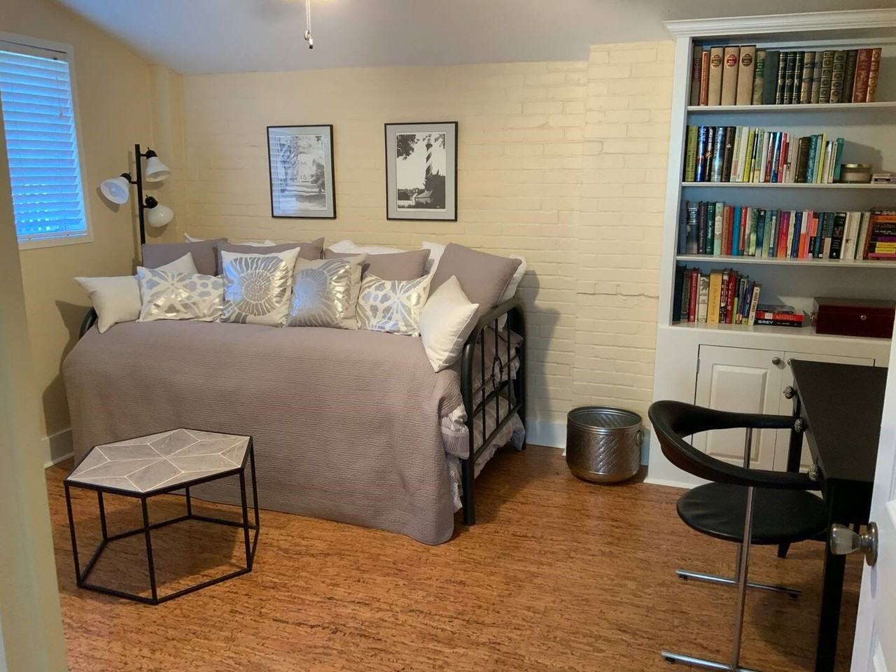 1521 Marion Ave #1 - Photo 6 of 10