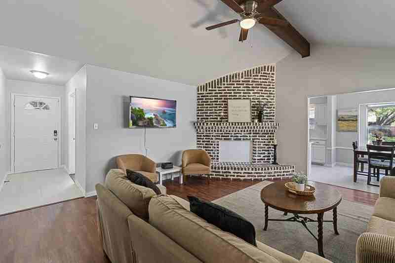 7267 Church Park Dr - Photo 3 of 13