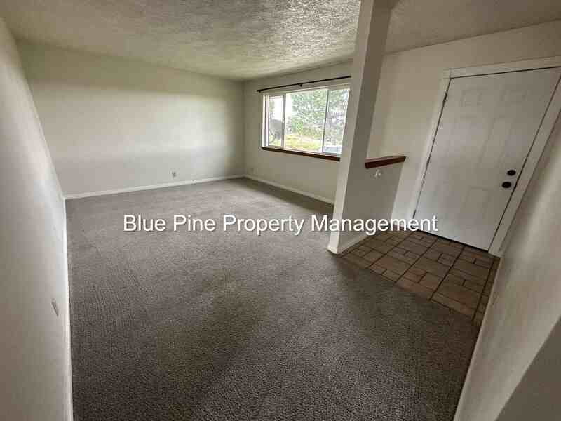 1020 W 33rd N - Photo 2 of 21