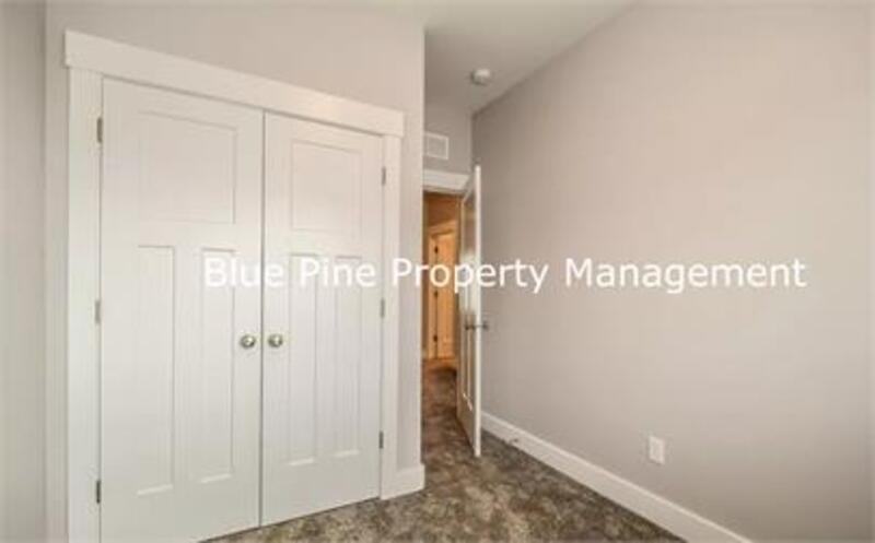 716 S Saturn Ave #A - Photo 7 of 10