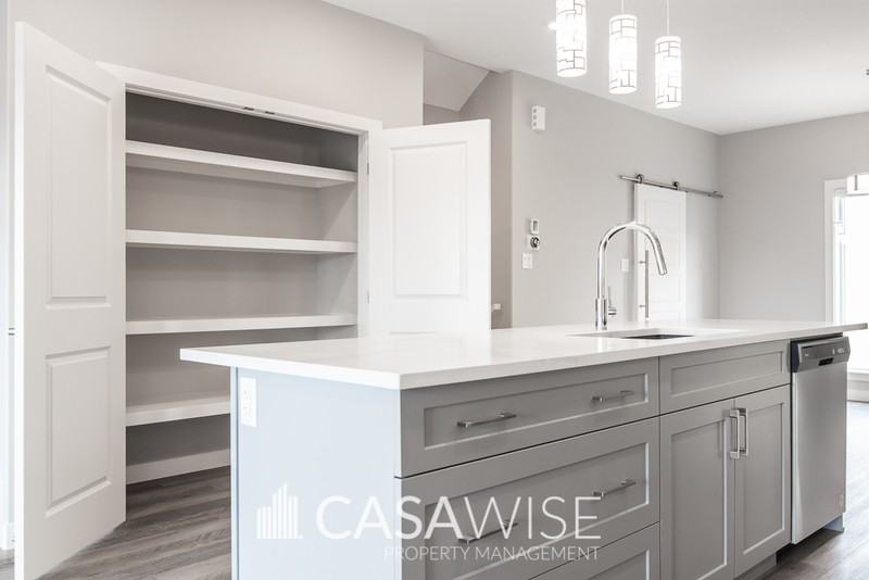 7813 Yorke Road NW #7813 - Photo 3 of 21