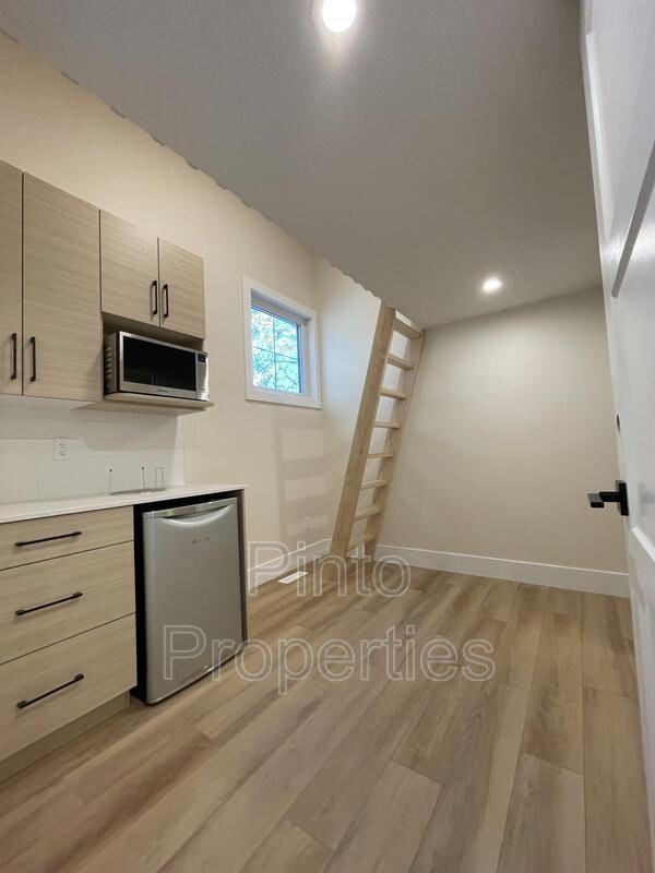 8717 110 St Nw #3A - Photo 3 of 14