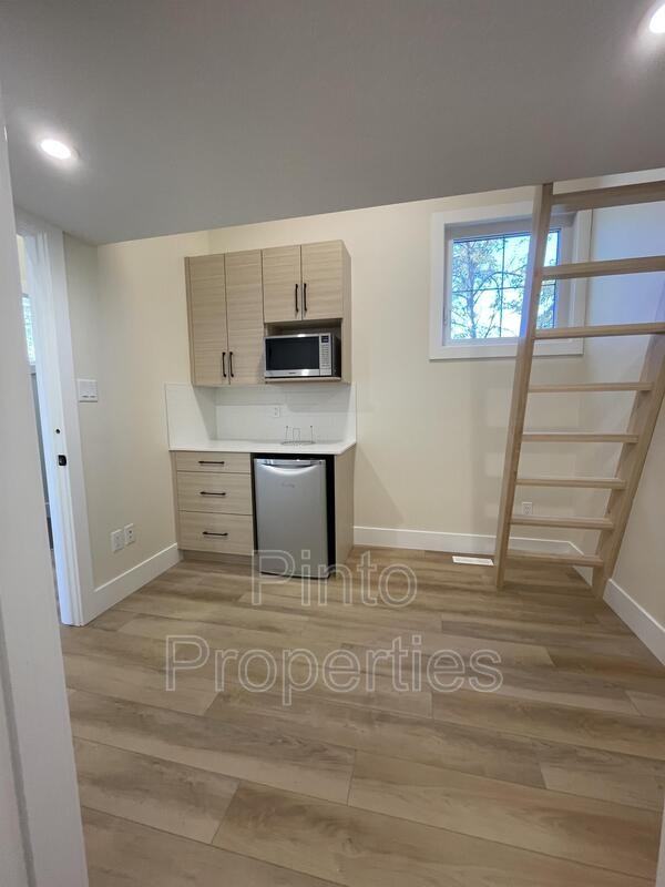 8717 110 St Nw #3A - Photo 7 of 14