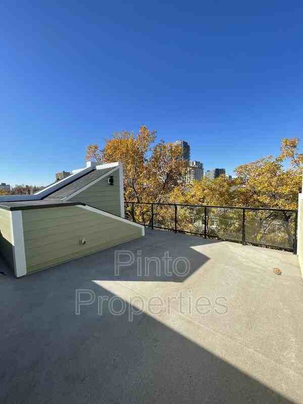 8717 110 St Nw #3B - Photo 7 of 13