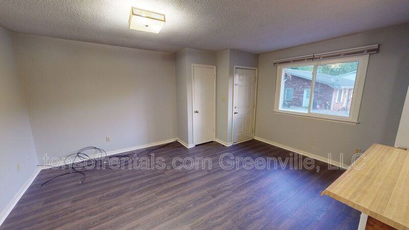 14 Melissa Ct - Photo 4 of 10