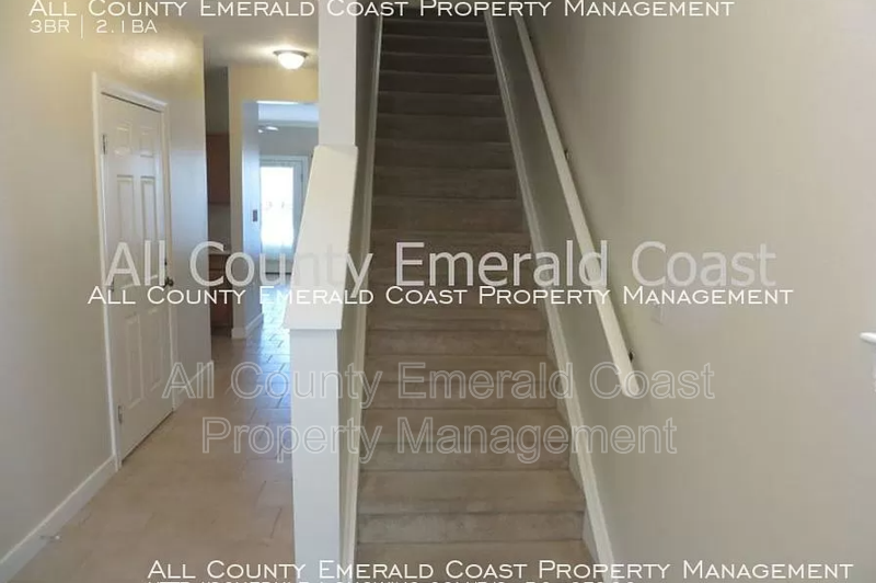 425 Twin Lakes Ln #E425 - Photo 3 of 16