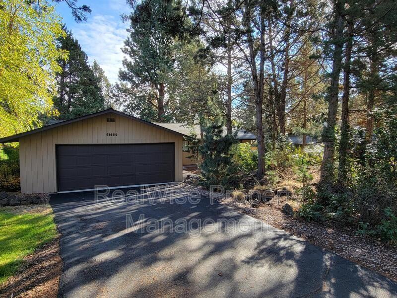 61450 Little John Ln - Photo 2 of 38