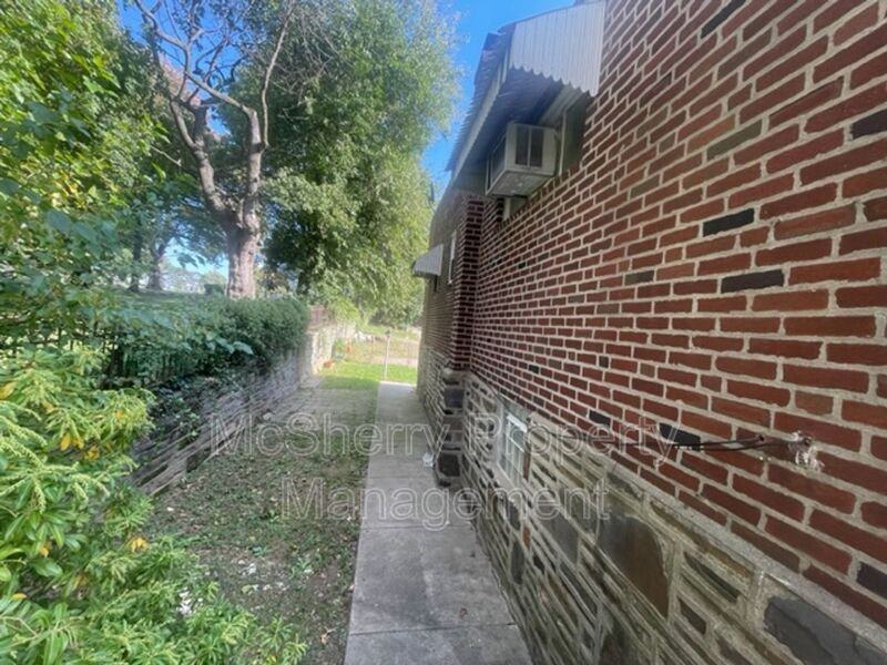 5911 Bustleton Ave - Photo 3 of 19