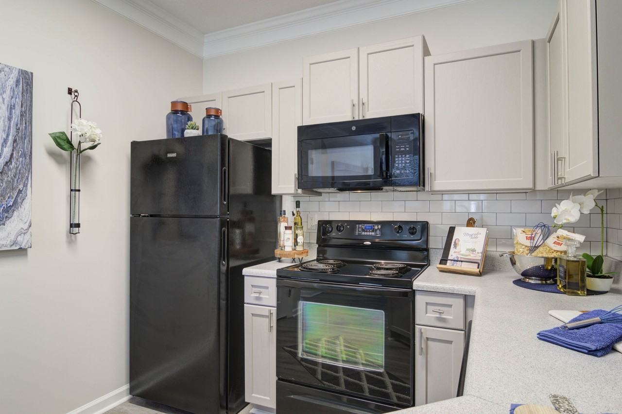 Southwood Vista - Photo 7 of 35