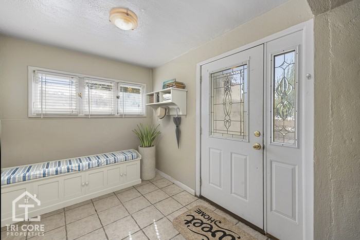 76 N 700 W - Photo 2 of 11