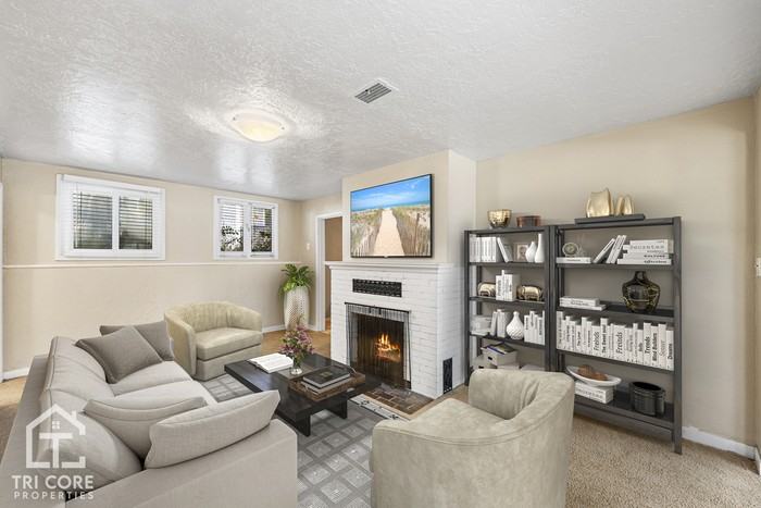 76 N 700 W - Photo 3 of 11