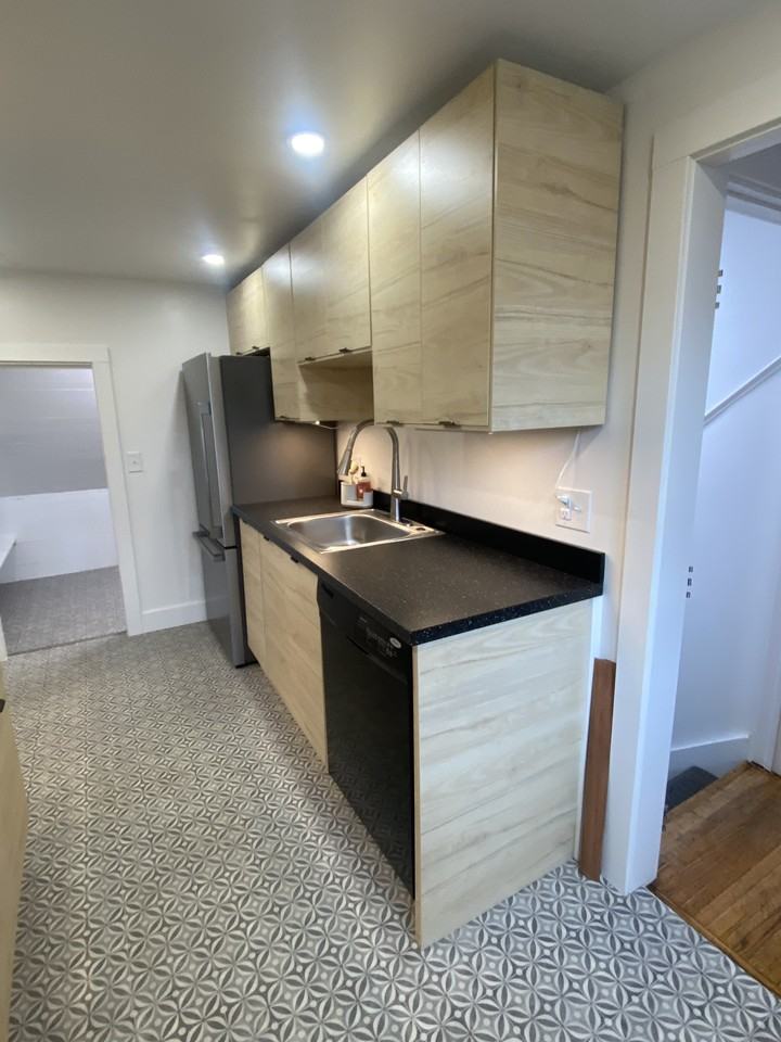 94 Lake St #1 - Photo 2 of 17