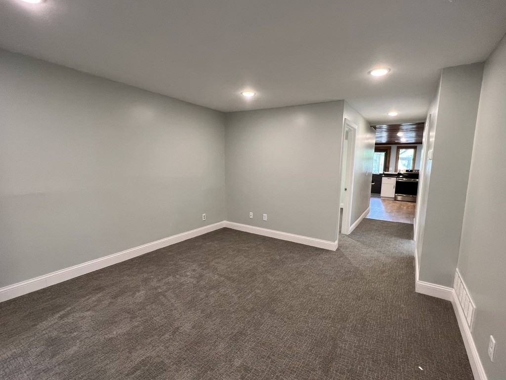 709 26th Ave S #NA - Photo 2 of 9