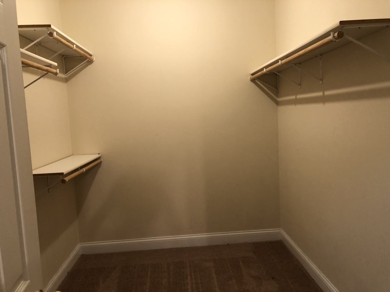 1505 Fox Run Dr #NA - Photo 2 of 4