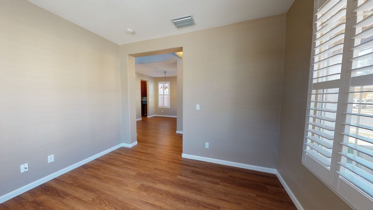 1032 Spruce St #NA - Photo 3 of 19