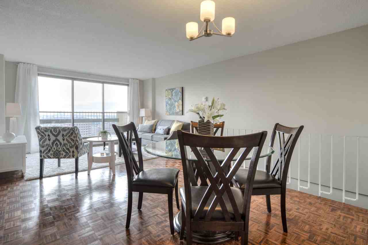 Port de Mer Apartments 101 99101 Place CharlesLemoyne, Longueuil