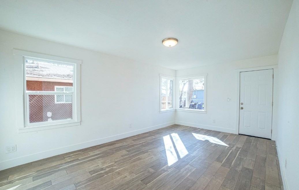 5878 Riverside Dr #A - Photo 4 of 9