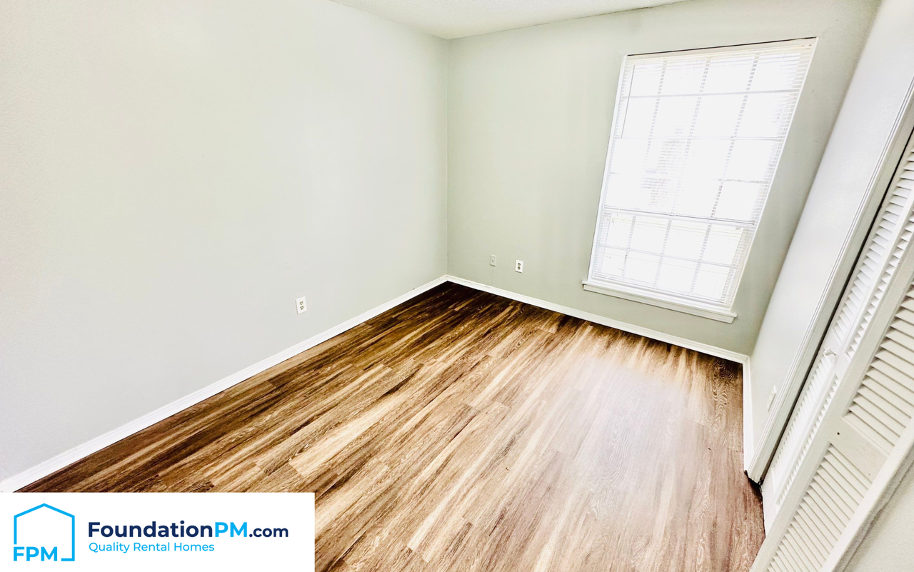 3366 Lone Rock Dr #1 - Photo 6 of 9