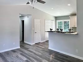featured image of 530 Todd Ct #1