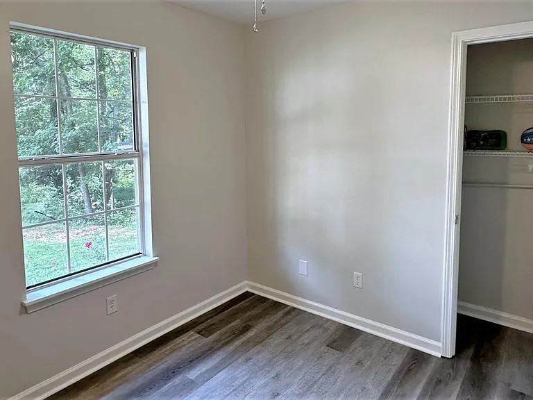 530 Todd Ct #1 - Photo 5 of 11