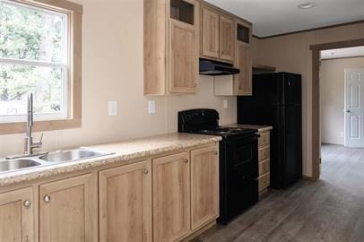 110 Skylark Dr #1 - Photo 4 of 11