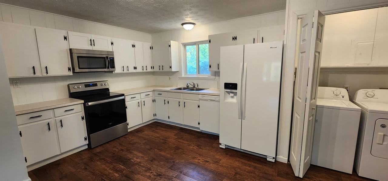 8115 Seasons Rd #8115 - Photo 2 of 24