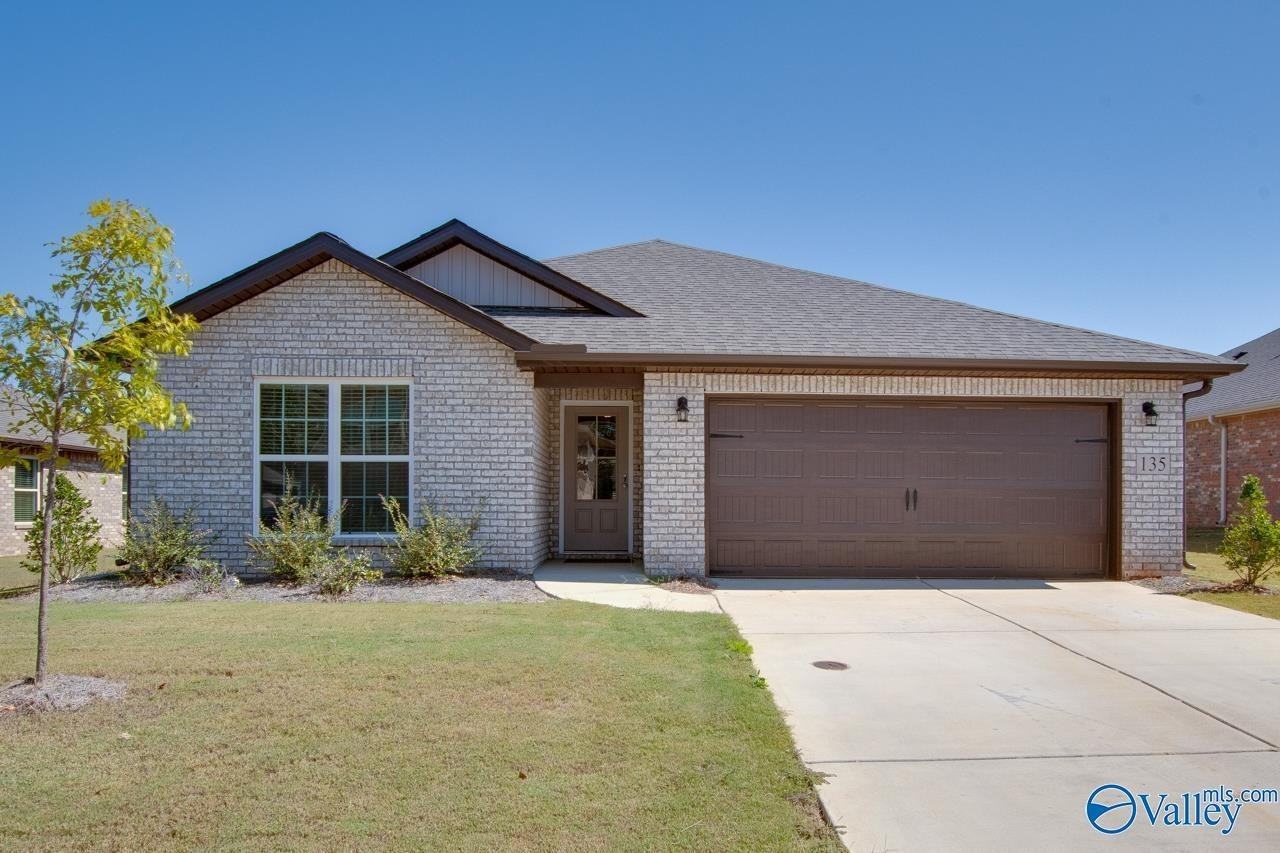 135 River Pointe Dr, New Market, AL 35761 3 Bedroom House for 1,600
