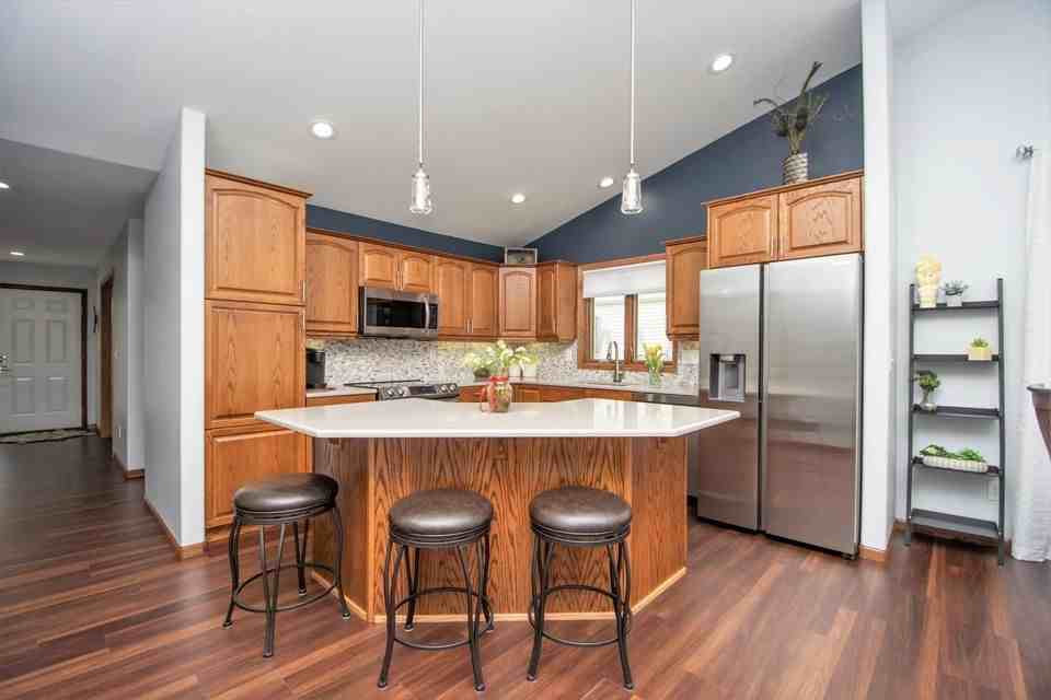 3539 Woodbury Ct S #1 - Photo 2 of 40