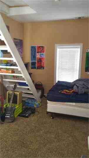 428 N Upper St - Photo 2 of 18