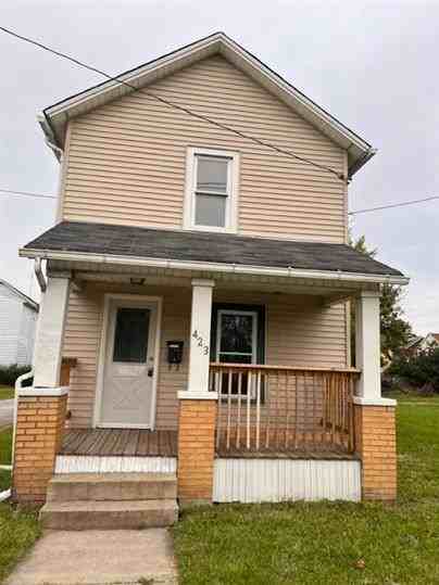 423 Orchard St - Photo 2 of 16