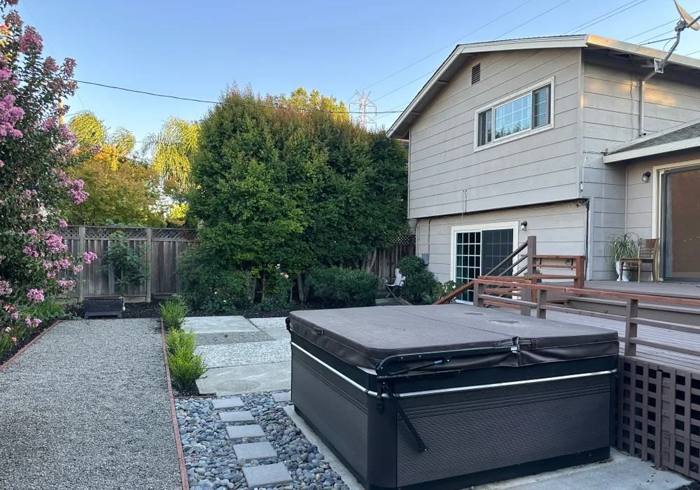 2390 Harris Ct - Photo 2 of 17