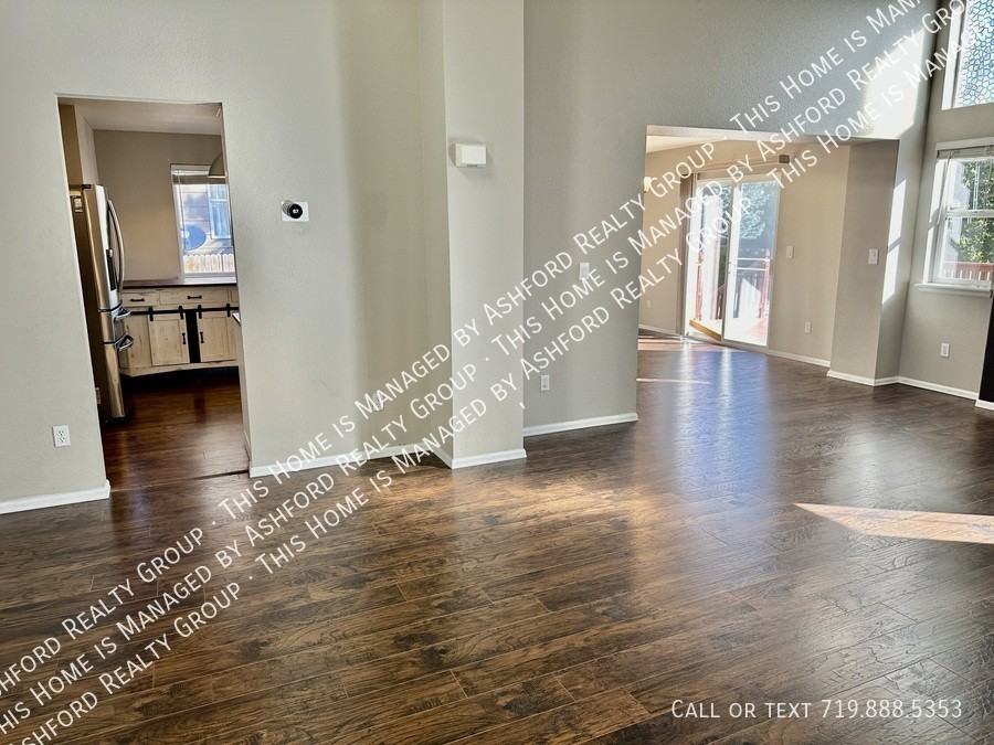 5451 Stetson Meadows Dr - Photo 3 of 28