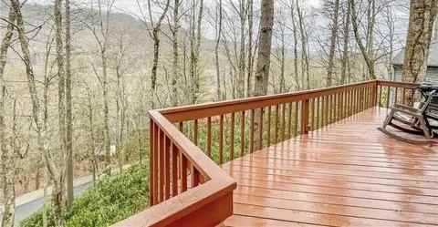 308 Hemlock Rd #NA - Photo 3 of 16