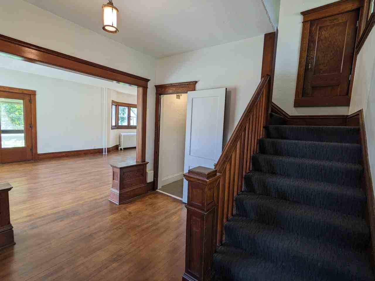 309 Division St E #NA - Photo 2 of 19