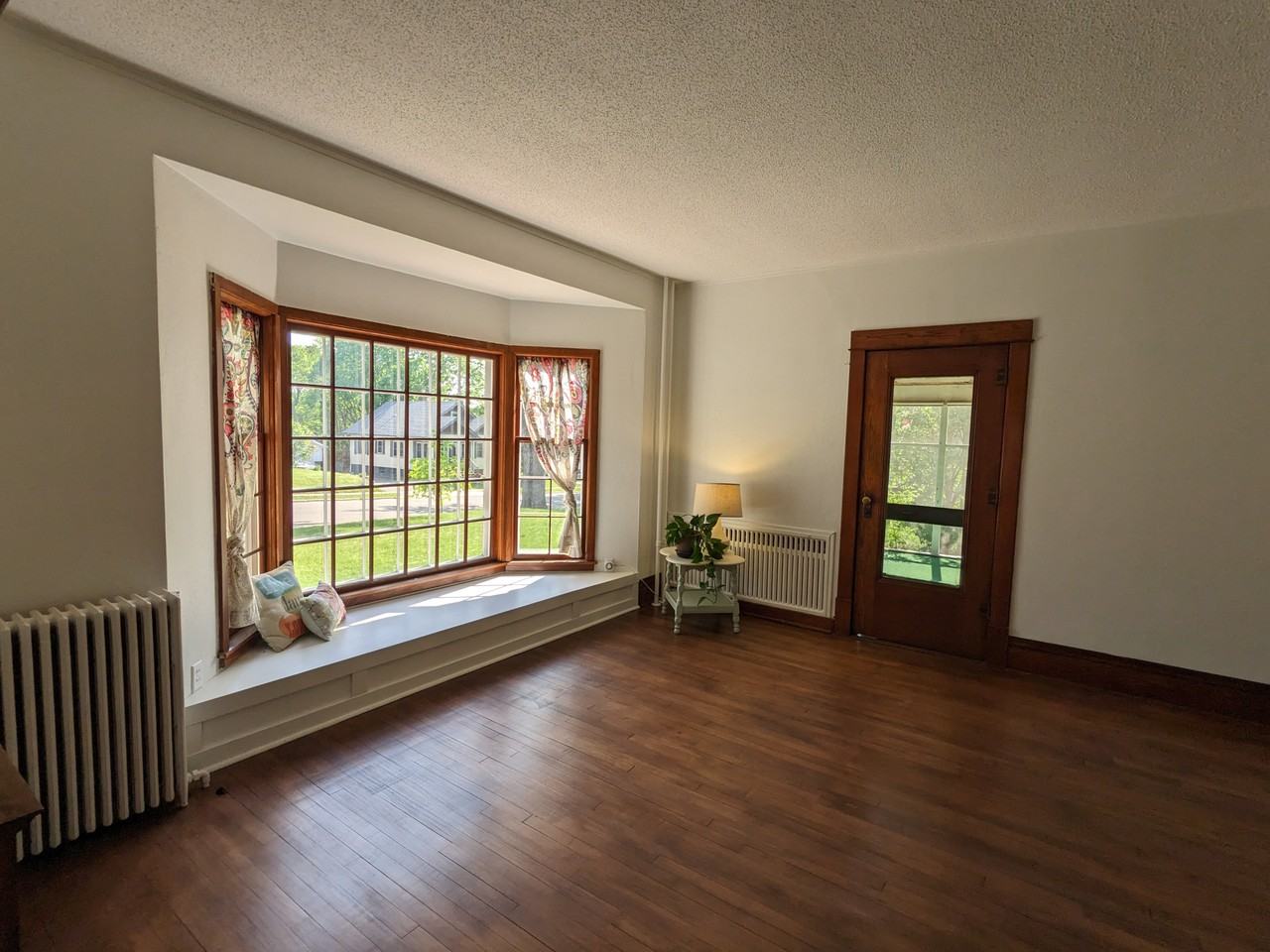 309 Division St E #NA - Photo 3 of 19