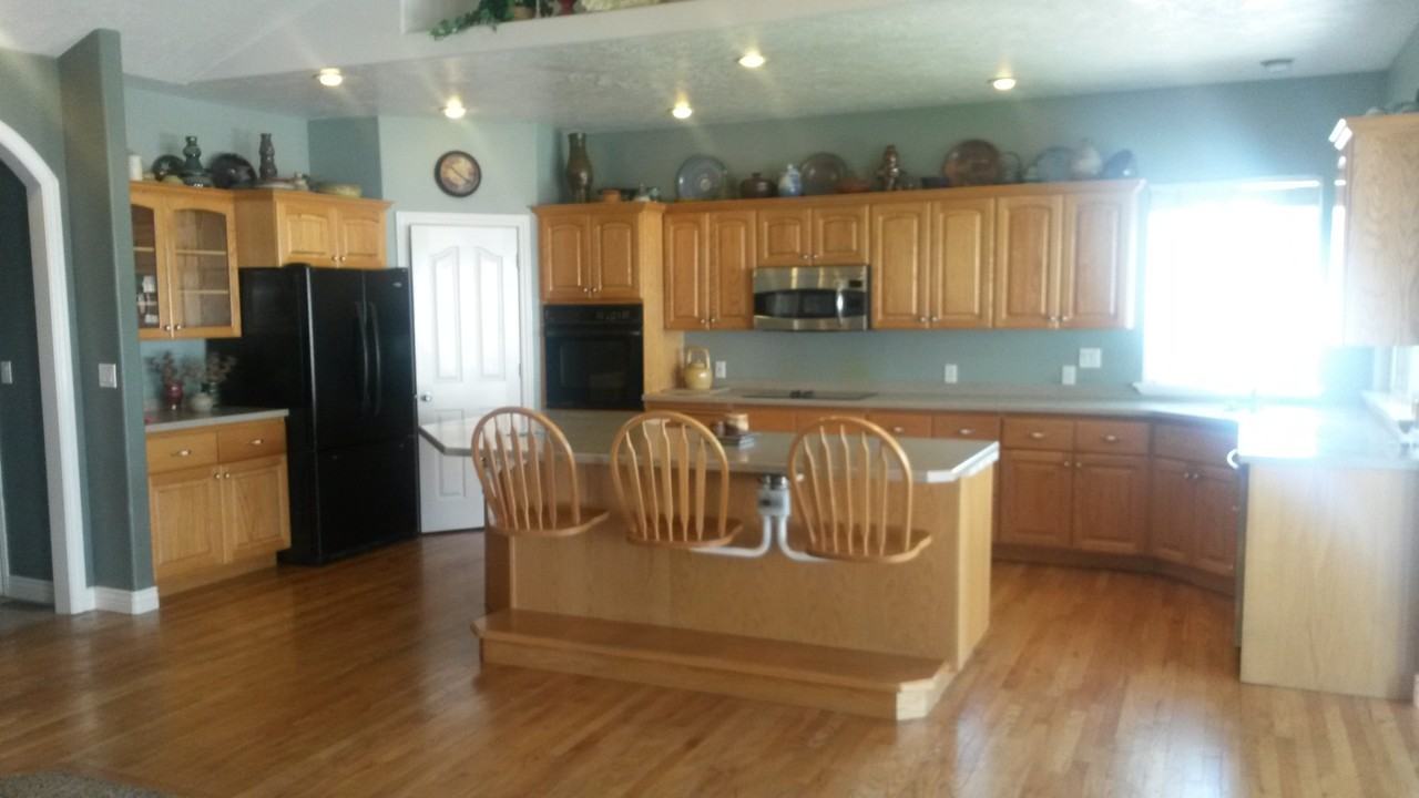 1683 N 1880 W - Photo 3 of 10