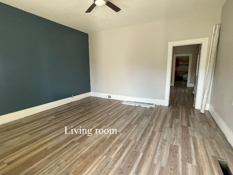 1107 Georgia St - Photo 4 of 15