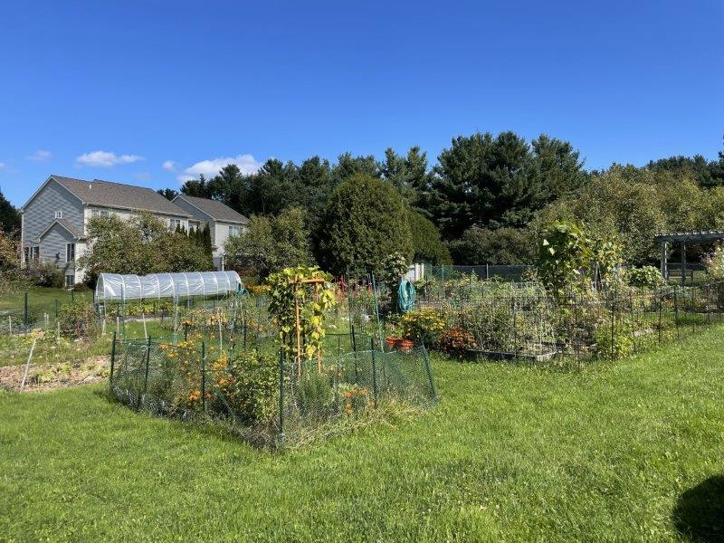 8 Steeplebush Rd - Photo 2 of 25