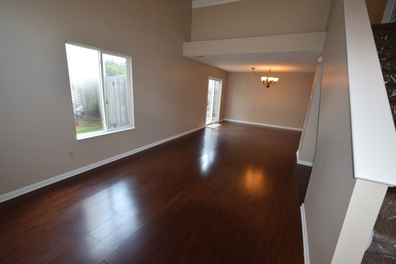9833 Worthington Blvd - Photo 2 of 11