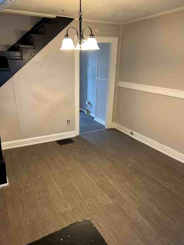 1626 Lawton Ave #1 - Photo 2 of 6
